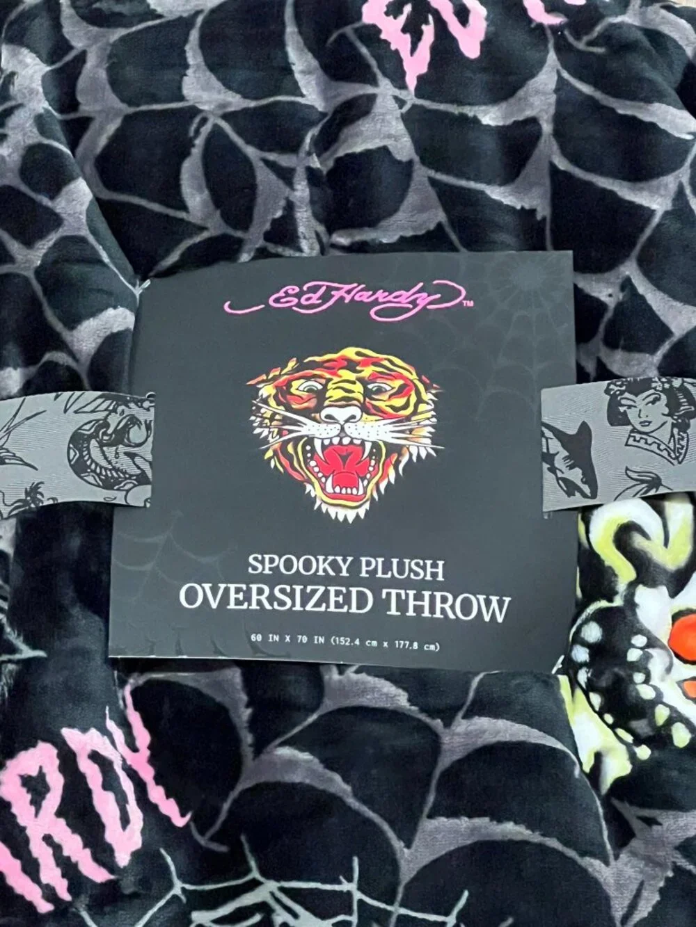 ED HARDY Black Plush Throw Blanket 60x70 Y2K Tattoo Spiderweb Skulls Halloween